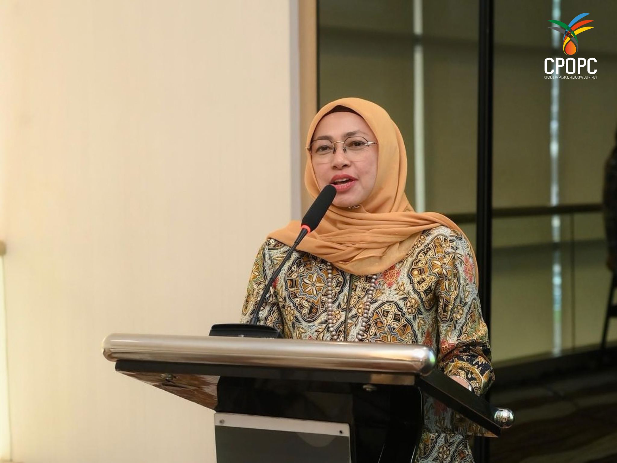 MoU Signing and Webinar - CPOPC & WWF-Indonesia CPOPC.net